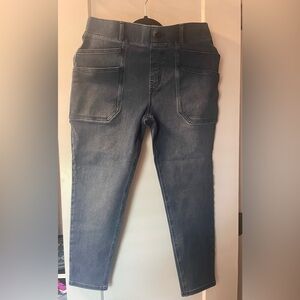 Betabrand pocket skinny crop jeans M petite